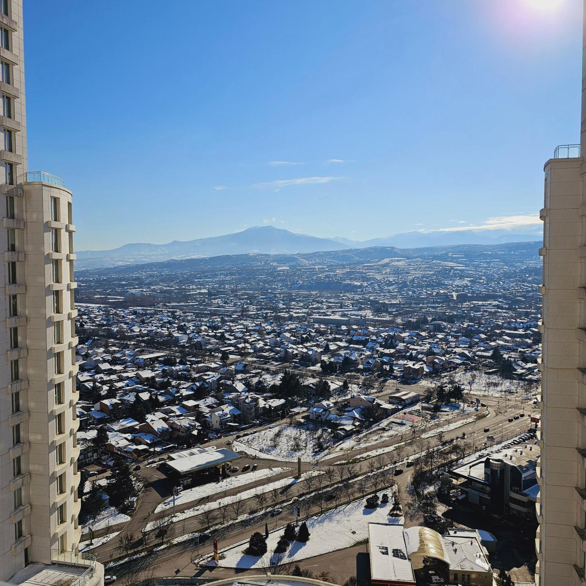 Apartamento Skopje Sky Oasis Exterior foto